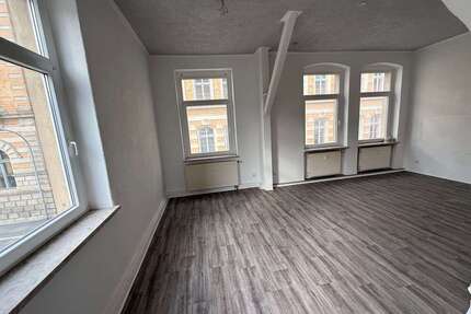 Wohnung zum Mieten in Greiz 650,00 € 115 m²