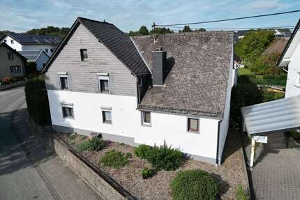 Haus zum Kaufen in Dernbach 179.000,00 € 126 m²
