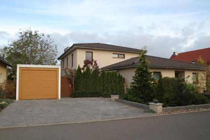 Seniorengerecht! 3 ZKB (92 qm) mit TerrasseGarageStellplatz - Elxleben