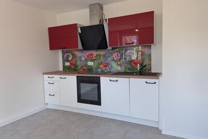 Wohnen am Stadtpark: Renovierte 2,5-Zi.-Wohnung mit neuer EBK & S - Zwiesel