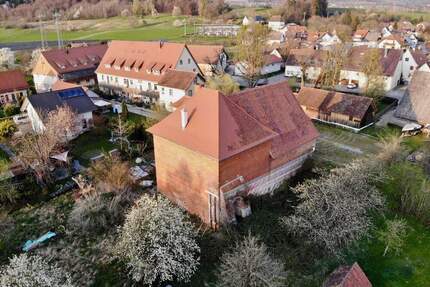 Einzigartiges Denkmal mit individuellem Charme: Ehemaliger Eiskeller einer Brauerei - Salem Weildorf