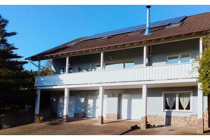 Gepflegtes großes Haus von privat - Hanau Lamboy