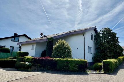 2 Familienhaus - sofort verfügbar - provisionsfrei - Weilheim an der Teck