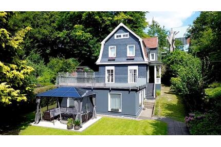 Freistehendes Mehrfamilienhaus mit großem Garten, Provisionsfrei - Wuppertal Dornap
