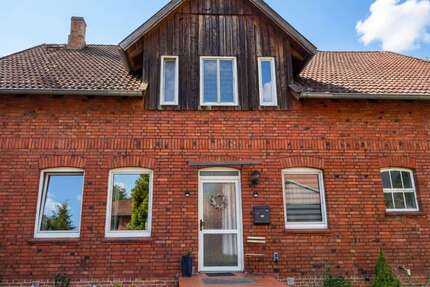 Haus zum Kaufen in Kirchgellersen Heiligenthal 700.000,00 € 469 m² - Kirchgellersen / Heiligenthal