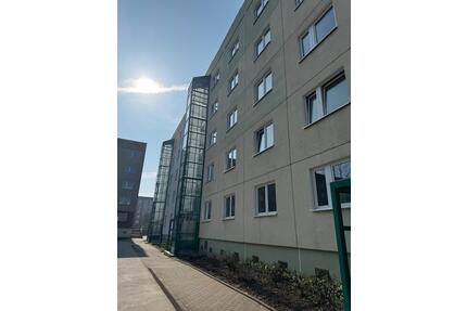 Helle 3-Zimmer-Wohnung mit Balkon in Sangerhausen