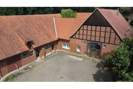 (Neuer Preis !!!) Hofstelle mit zwei Wohneinheiten in Porta Westfalica Eisbergen - Porta Westfalica-Eisbergen Hausberge