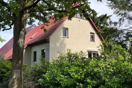 Haus zum Kaufen in Kleinmachnow 795.000,00 € 170 m²
