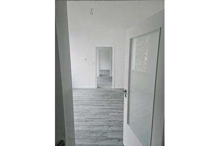 Renovierte 2-Zimmer-Wohnung Stadtmitte Krefeld ab sofort