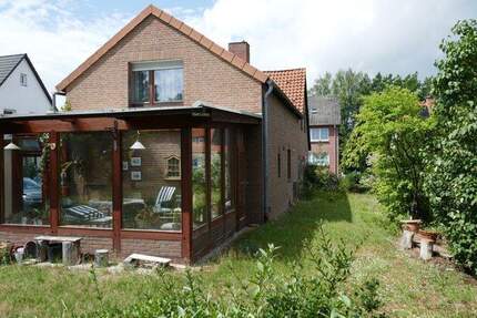 Wohnhaus für die große Familie - 390.000,00&nbsp;EUR Kaufpreis, ca.&nbsp; 204,00&nbsp;m&sup2;&nbsp;Wohnfl&auml;che in Gifhorn (PLZ: 38518)