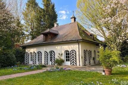 Haus zum Mieten in Singen (Hohentwiel) 1.980,00 € 197 m²