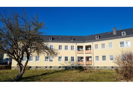 2 Zimmer Wohnungim EG mit großem Garten - Schleiz