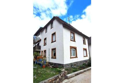 Haus zum Kaufen in Weinheim , Bergstr 650.000,00 € 320 m²