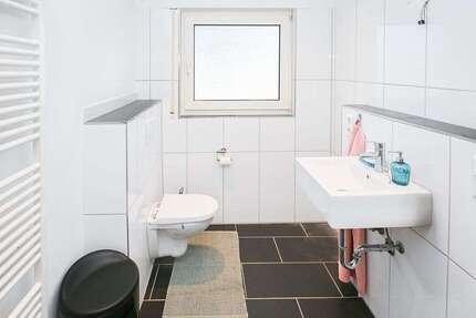 Haus zum Kaufen in Melle, Wiehengeb 320.000,00 € 200 m²