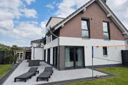 Haus zum Kaufen in Meckenheim Merl 659.000,00 € 137 m² - Meckenheim / Merl