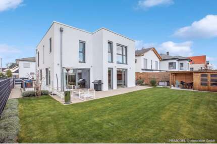 Haus zum Kaufen in Bruchköbel 1.399.000,00 € 292 m²