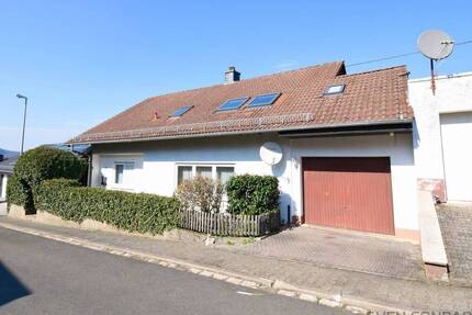 TOP-Preis! Gepflegtes Einfamilienhaus in Idar-Oberstein OT Mittelbollenbach