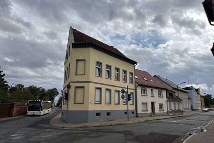 Haus zum Kaufen in Schönebeck (Elbe) 86.500,00 € 198 m²
