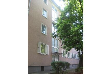 Sanierte und renovierte 2-Zimmer-Wohnung - Wiesbaden Biebrich