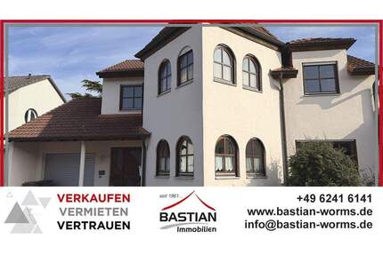 Feel Wohnen! Architekten-EFH mit Turmerker, Kachel- & Kaminofen, Terrasse & Garten, Wo-Weinsheim! - Worms / Weinsheim