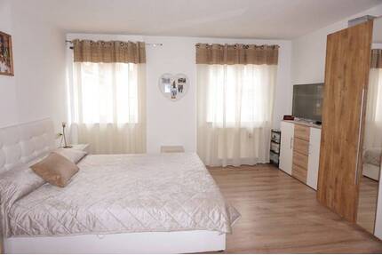 Sehr gepflegte, sonnige und helle 3-Zimmer-Wohnung mit Tageslichtbad - Schramberg