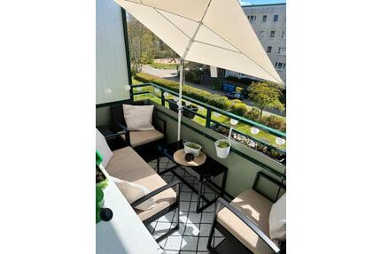 *Anfragestopp* Helle 3-Zimmer-Wohnung mit Südbalkon - Elmenhorst/Lichtenhagen