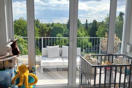 Dachgeschosswohnung mit Südbalkon in ruhiger Lage - Donaustauf