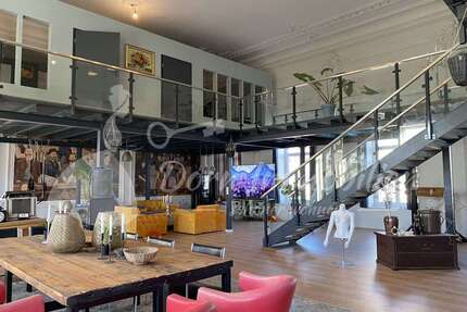 Haus zum Kaufen in Glauchau 2.000.000,00 € 1201.48 m²