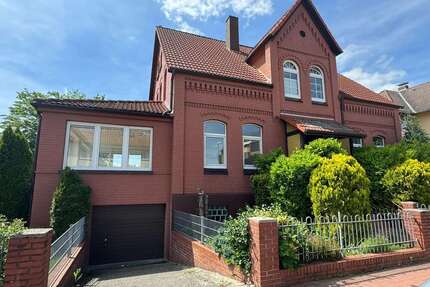 Haus zum Kaufen in Ronnenberg 545.000,00 € 250 m²