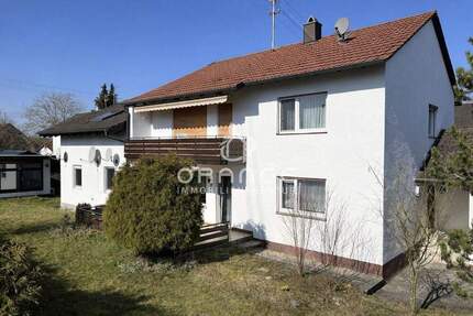 ***Mehrfamilienhaus mit 3 Wohnungen, Garagen, Carport und großem Grundstück*** - Penzing / Ramsach