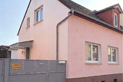 „Einfamilienhaus mit Anbau in ruhiger Lage – Potenzial inklusive“ in Ludwigshafen-Oggersheim