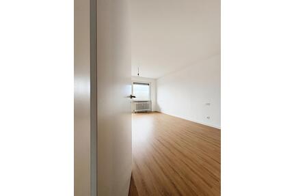 Erstbezug nach Kernsanierung - Moderne 3-Zi.-Wohnung in Göppingen