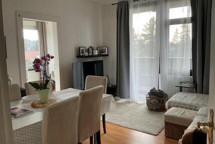 Schöne ruhige Altbau-Wohnung, 3,5 ZKB, Südbalkon, nah an ÖPNV - Königstein im Taunus