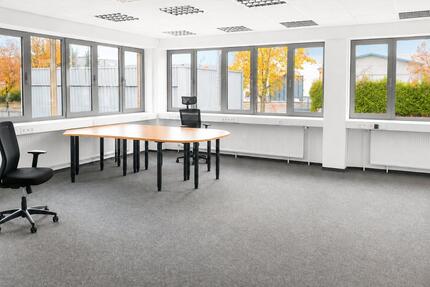Helle Büroräume im Industriegebiet zu vermieten - ca. 80 m² - Schwäbisch Gmünd Bargau