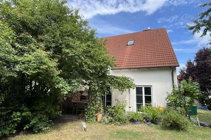 Haus zum Kaufen in Neutraubling 760.000,00 € 147 m²