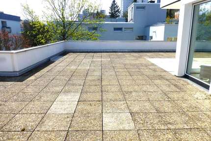 Wohnung zum Kaufen in Frankfurt 588.000,00 € 160 m²