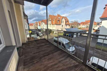 4 Raumwohnung mit Balkon im 1. Obergeschoss - Stellplatz anmietbar - Gotha