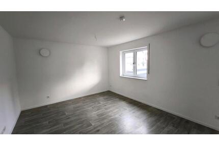 Schönen 3,5 Zimmer Erdgeschosswohnung,Maxhütte-Haidhof Birkenzell
