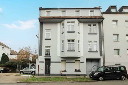 Familienfreundliche 6-Zimmer-Wohnung in bester Innenstadtlage - Krefeld Dießem/Lehmheide