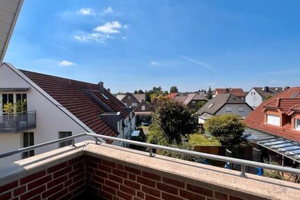 Chramantes Dachgeschoss-Apartment mit Balkon & Fußbodenheizung - Steinhagen