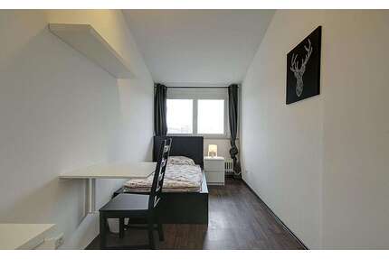 WG-Zimmer in Stuttgart 450,00 € 9 m²