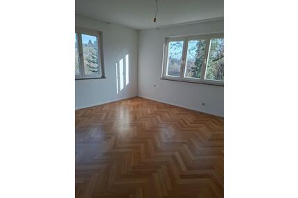 3 Zimmer Wohnung in Esslingen auf 2,5 Jahre zu vermieten - Esslingen am Neckar Hegensberg