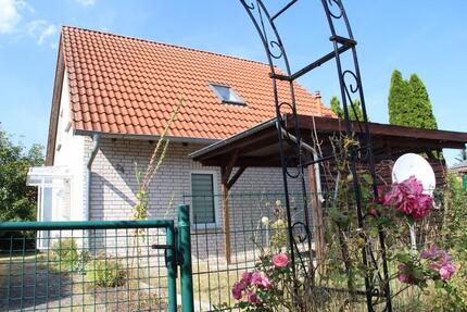 Ferienhaus mit großem Grundstück – Badesee fußläufig - Grabowhöfe