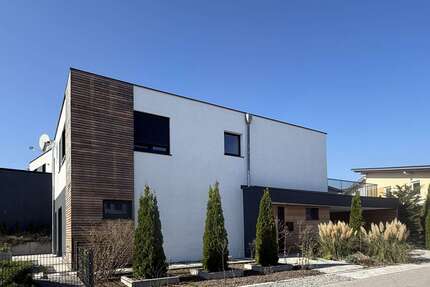 Haus zum Kaufen in Oberschneiding 745.000,00 € 154 m²