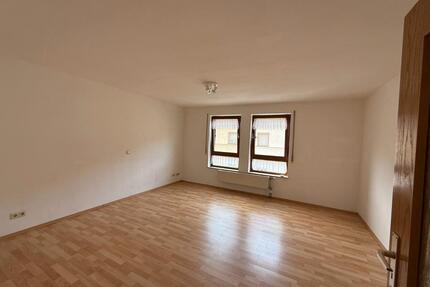 Charmante 2-Zimmer-Maisonette mit TG-Stellplatz in Fürth-Südstadt