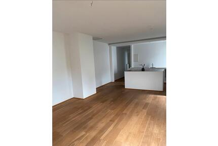 Schöne helle 2 Zimmerwohnung - 1.160,00&nbsp;EUR Kaltmiete, ca.&nbsp; 72,50&nbsp;m&sup2; in Offenbach am Main (PLZ: 63071) Bieberer Berg