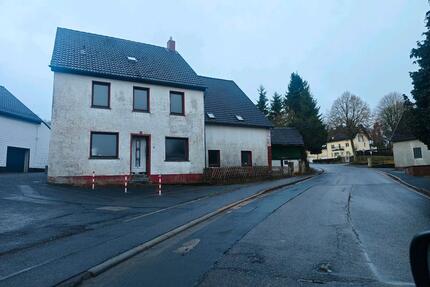 Zwei Häuser stehen zum Verkauf Schmidtheim - Dahlem