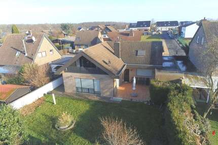 Haus zum Kaufen in Nörvenich 555.000,00 € 240 m²