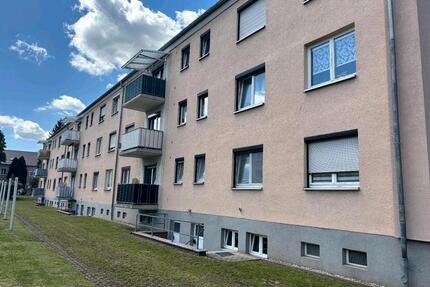 Renovierte 2 Zimmer Wohnung provisionsfrei - Hohenmölsen