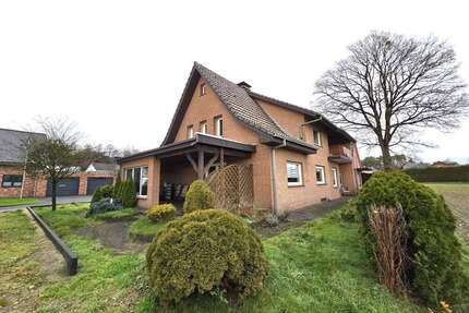 Haus zum Kaufen in Schloß Holte-Stukenbrock 413.000,00 € 202 m²